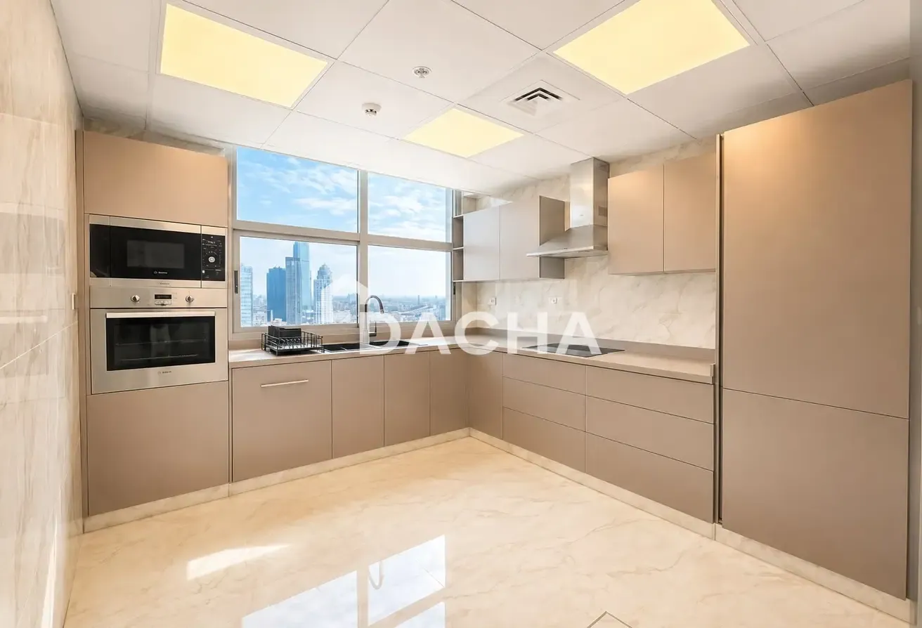 Sea View | Marina View | Fully Upgraded | Vacant