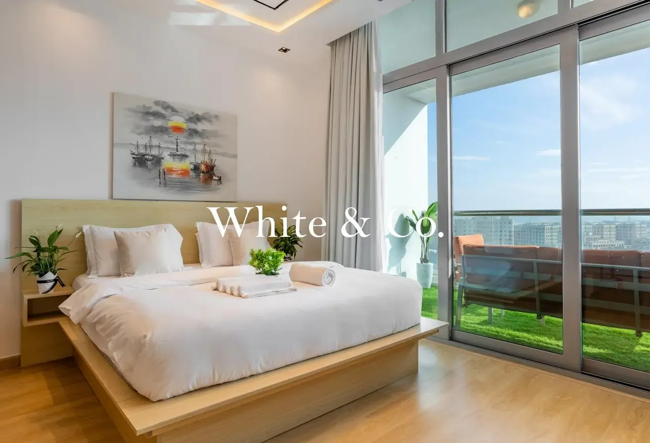 Vacant | Fully Upgraded | Large layout