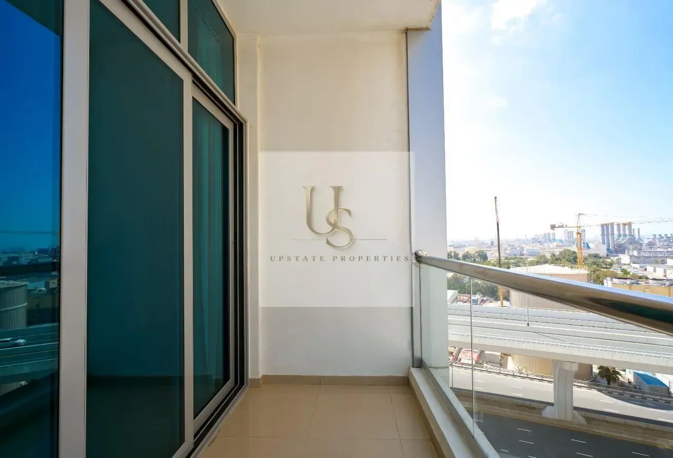 Spacious 1BHK Resale | Unfurnished | Investment