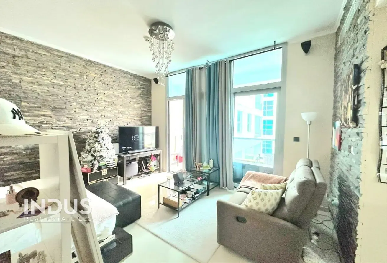 Fully Furnished | Close To Metro | Prime Location