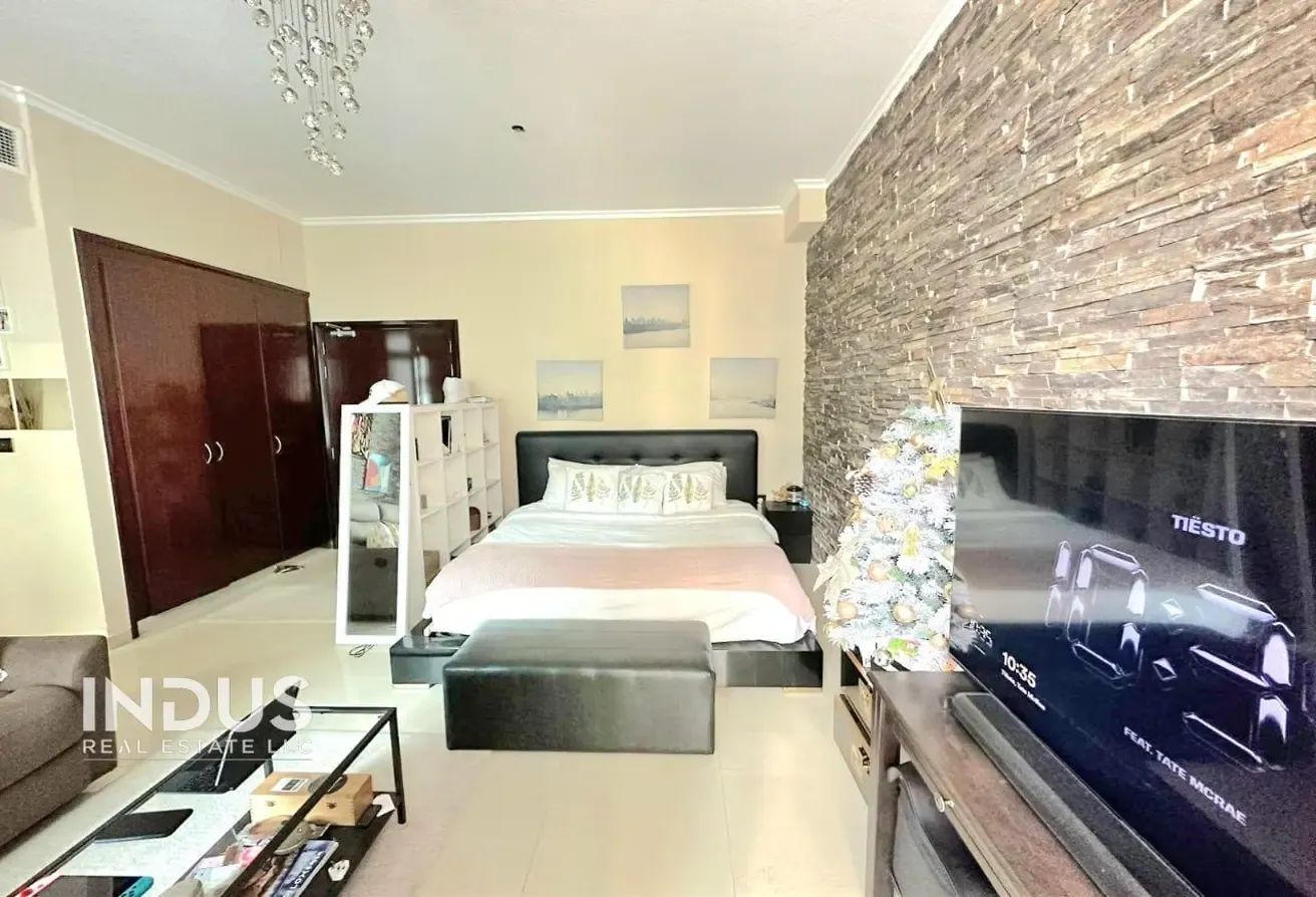 Fully Furnished | Close To Metro | Prime Location