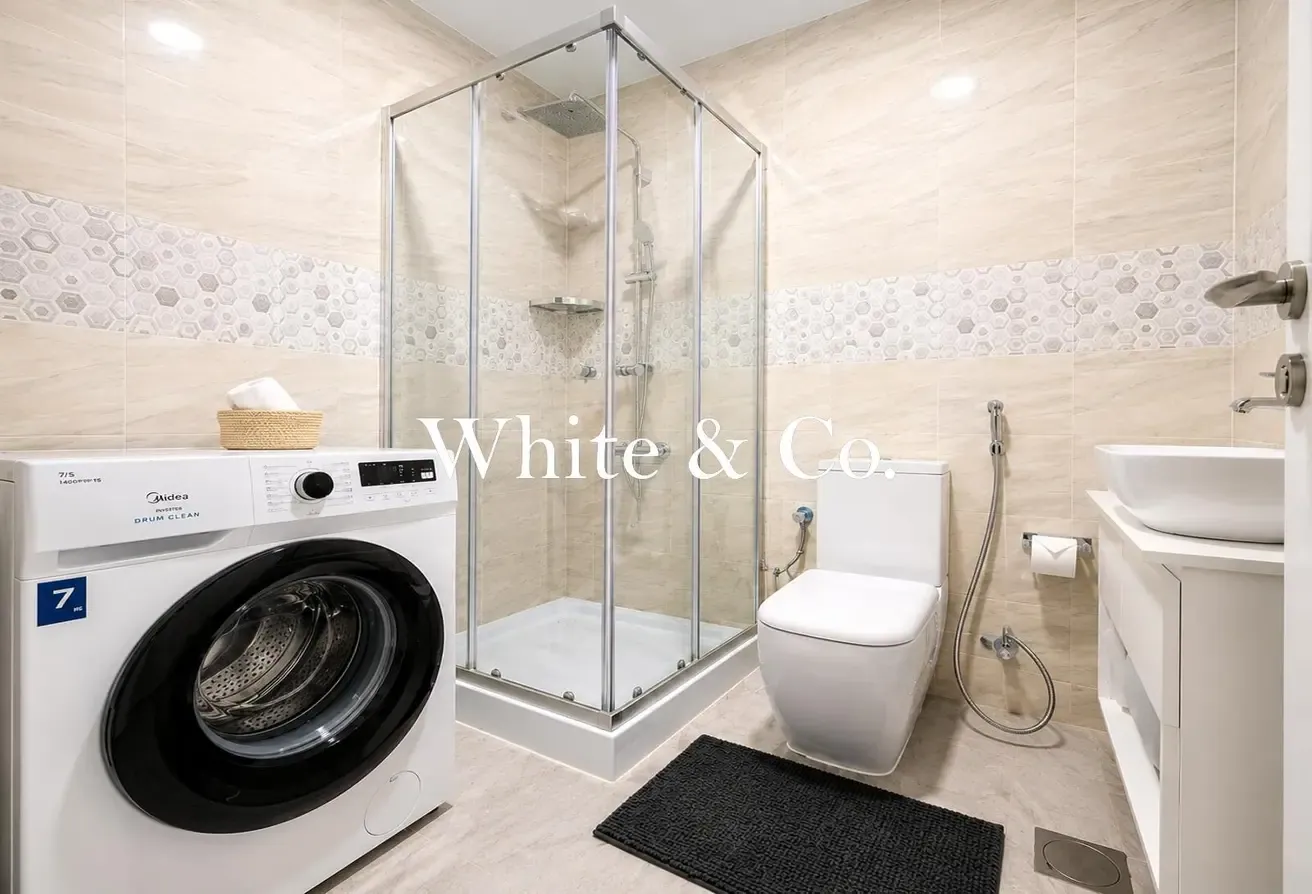 Fully Furnished | Marina View | Larger layout