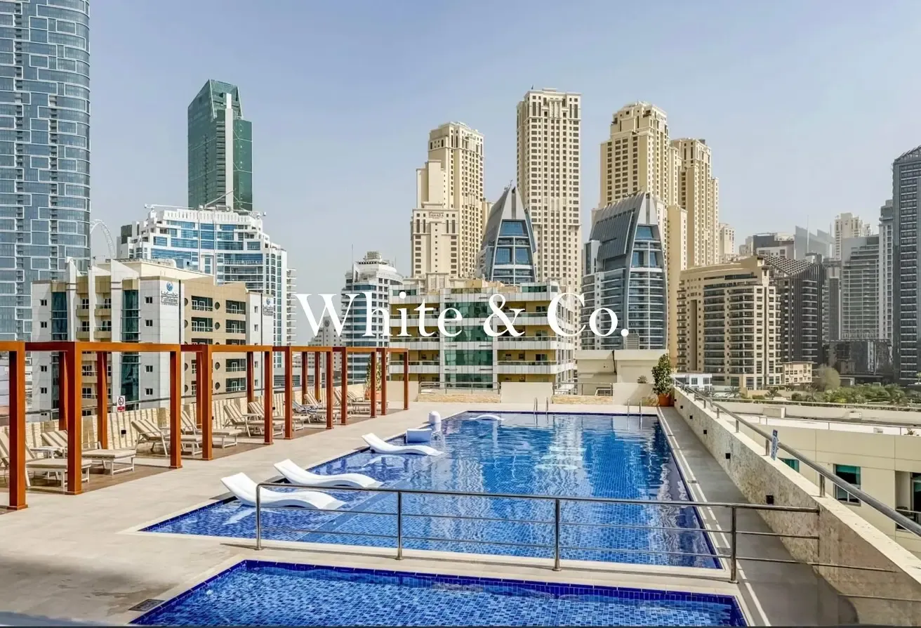 Fully Furnished | Marina View | Larger layout