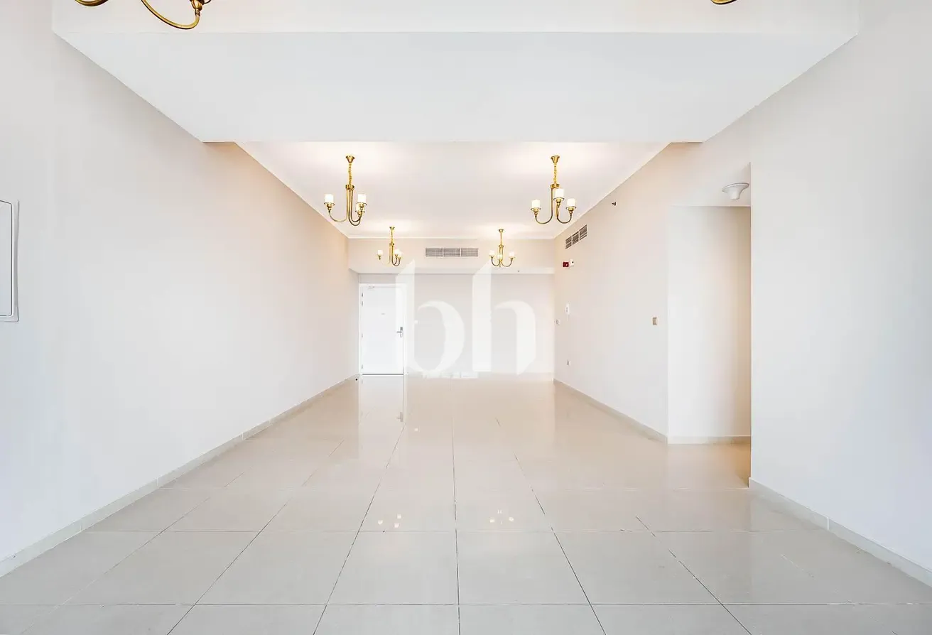 Upgraded | Vacant | Partial Marina View