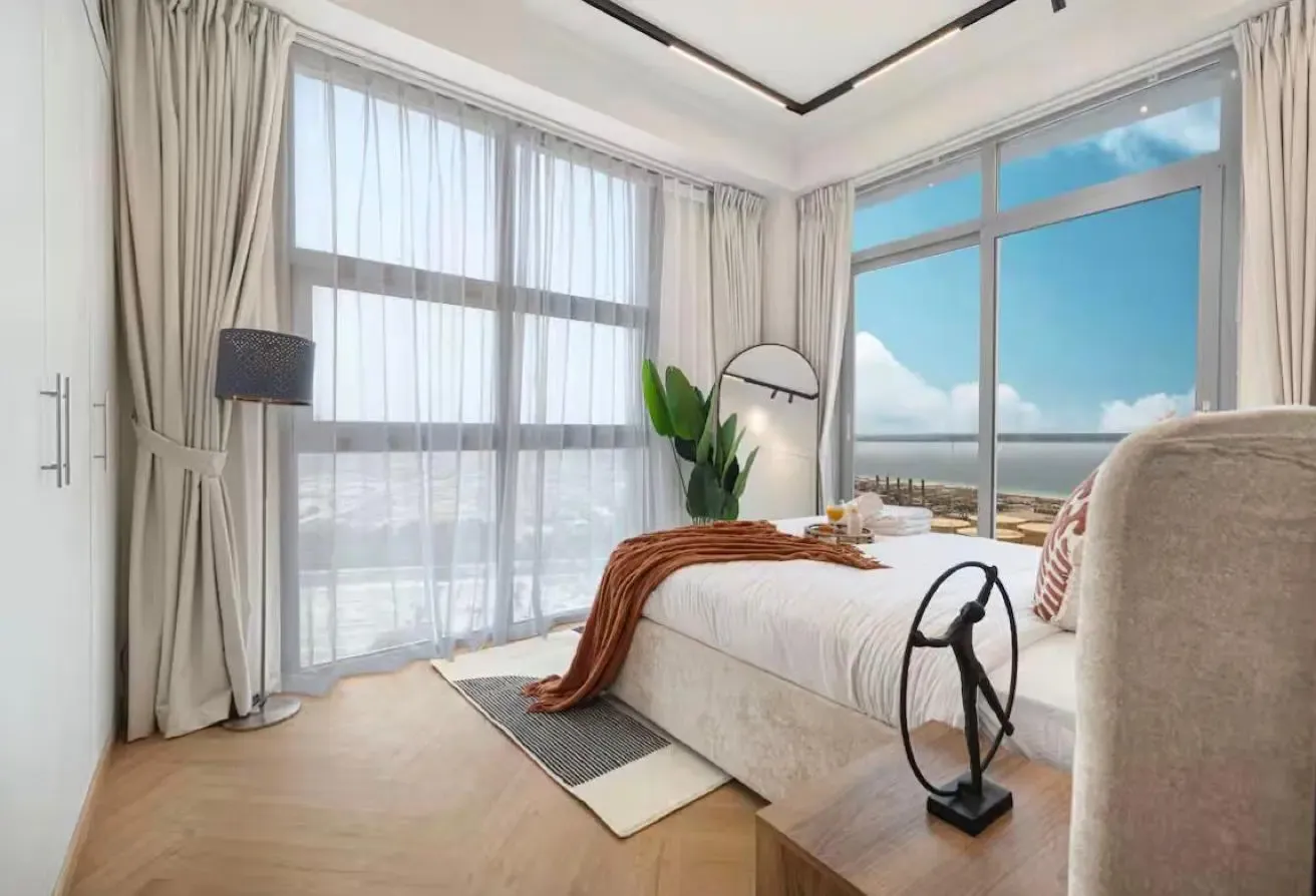 2 Bedrooms Fully Furnished | Upgraded to 3 Bedroom