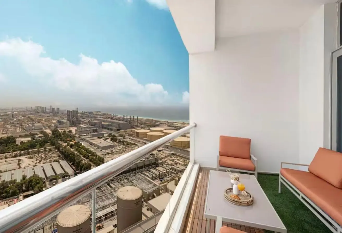 2 Bedrooms Fully Furnished | Upgraded to 3 Bedroom