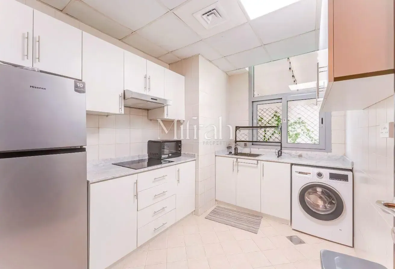 Biggest 1BR | Great Price | Vacant on transfer
