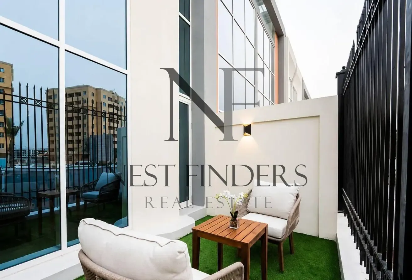 4BR Near Handover|Corner unit|40% Cash Discount