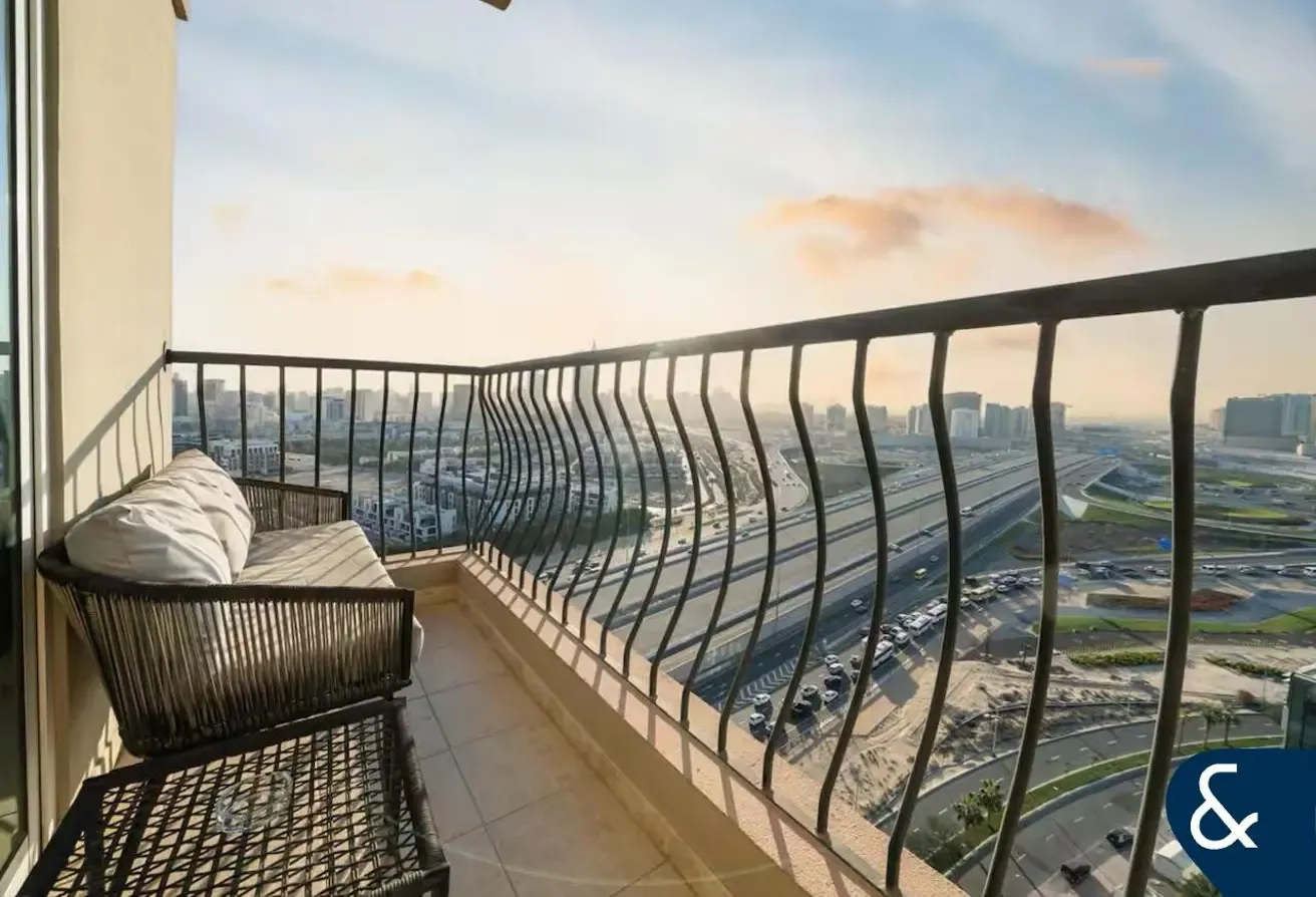Amazing View | Upgraded | 2 Covered Parking