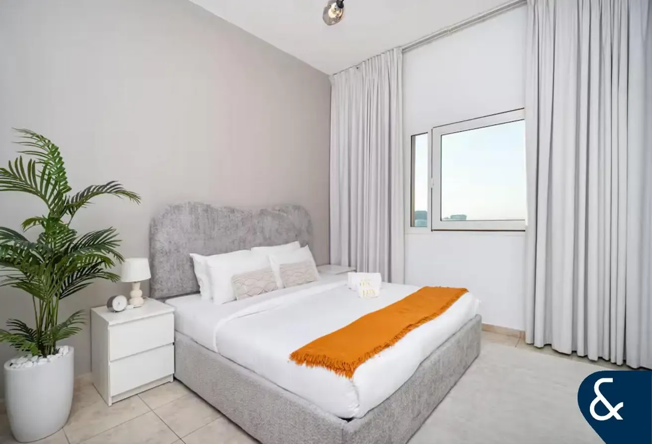 Amazing View | Upgraded | 2 Covered Parking