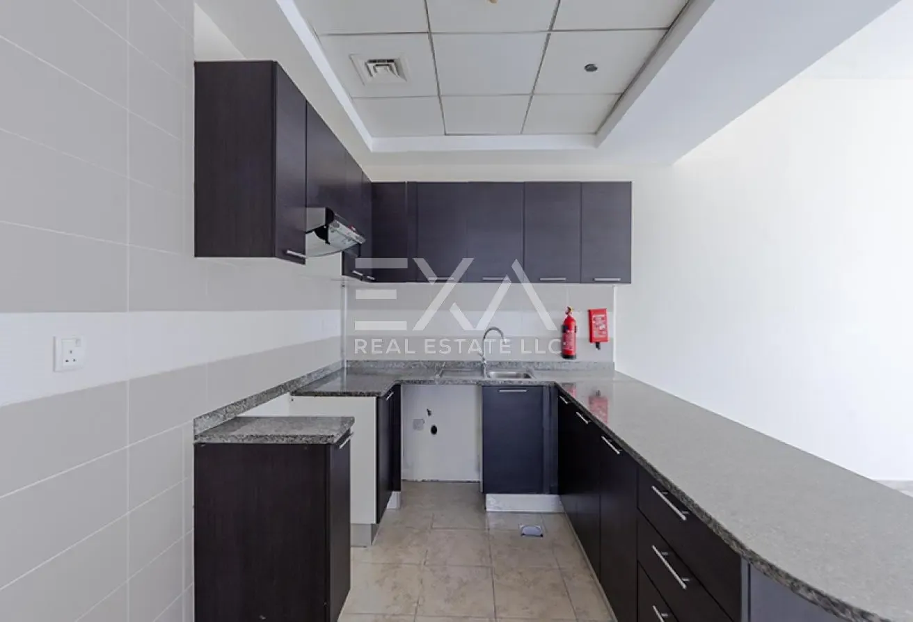 Spacious Layout I High Floor I Ready to Move in
