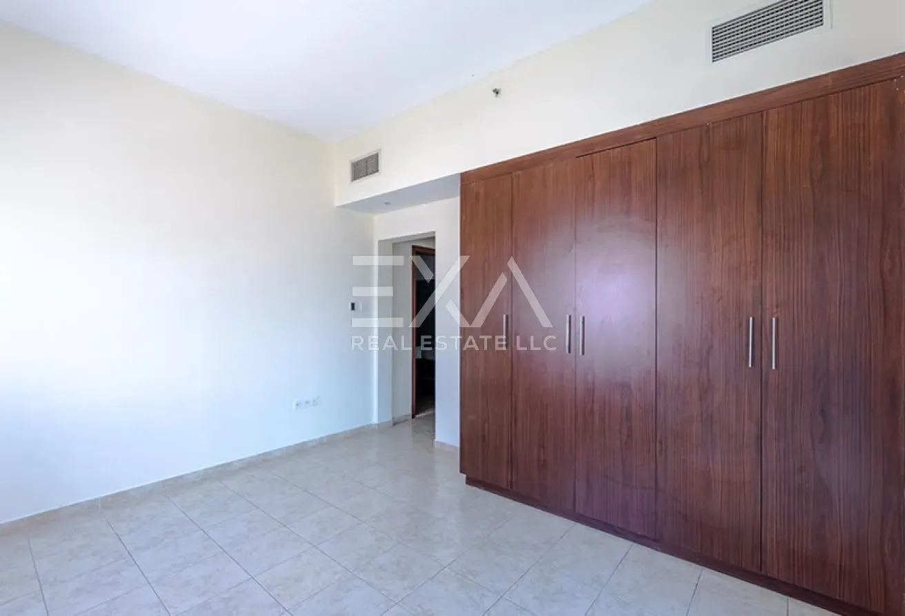 Spacious Layout I High Floor I Ready to Move in