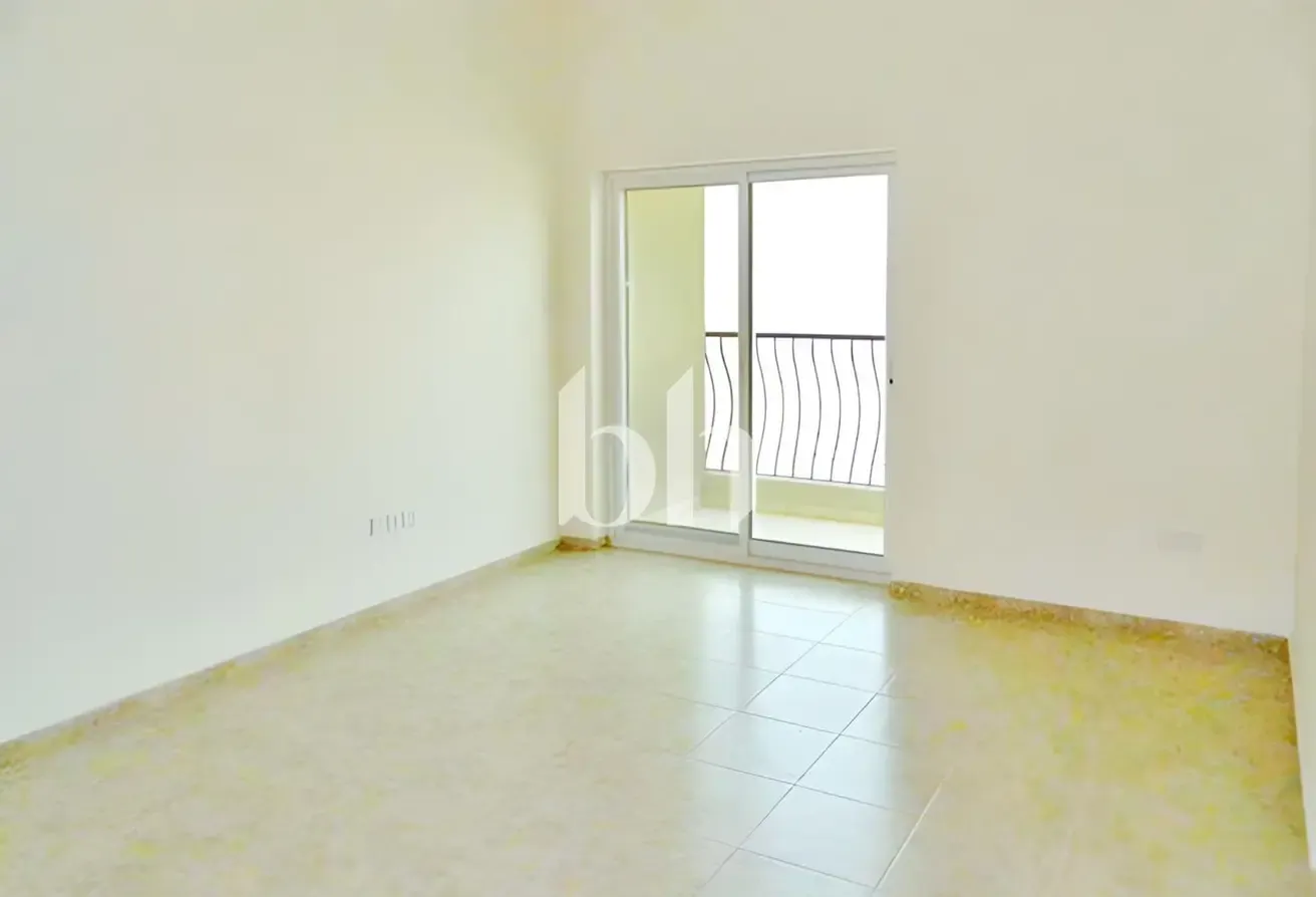Villa Facing | Kitchen Appliances | Rented