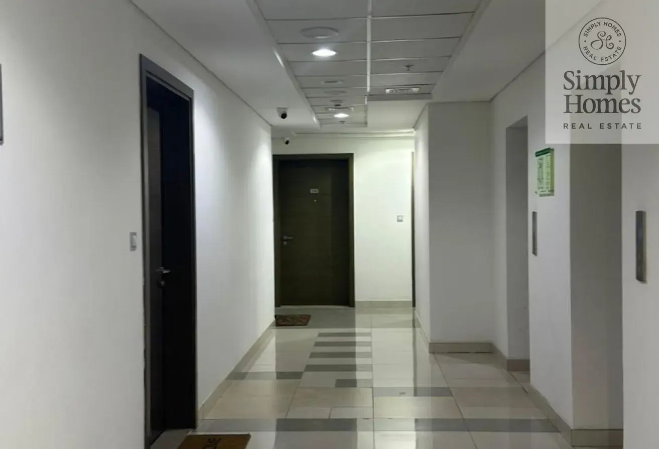 HOT STUDIO/ FURNISHED/INVESTOR DEAL