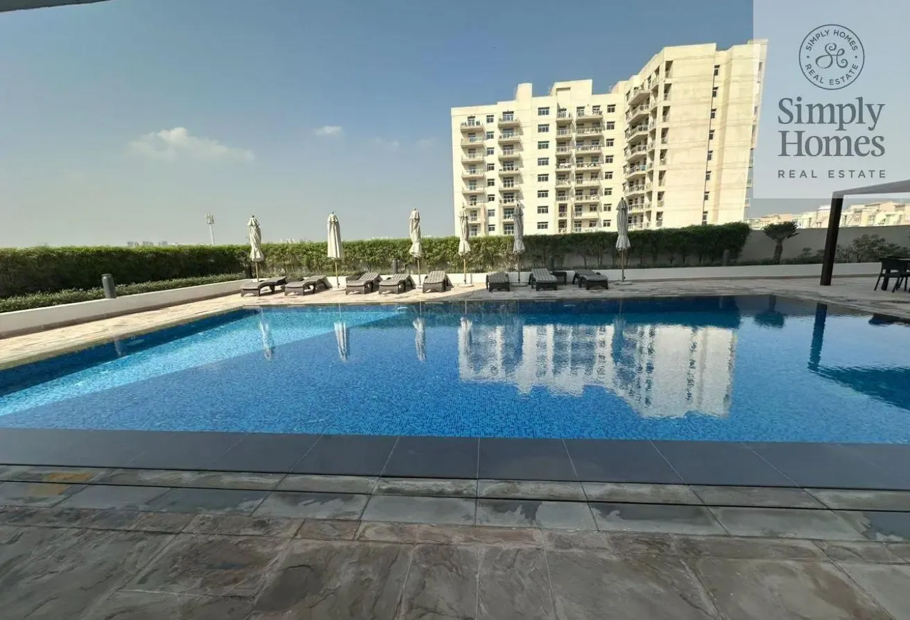 HOT STUDIO/ FURNISHED/INVESTOR DEAL