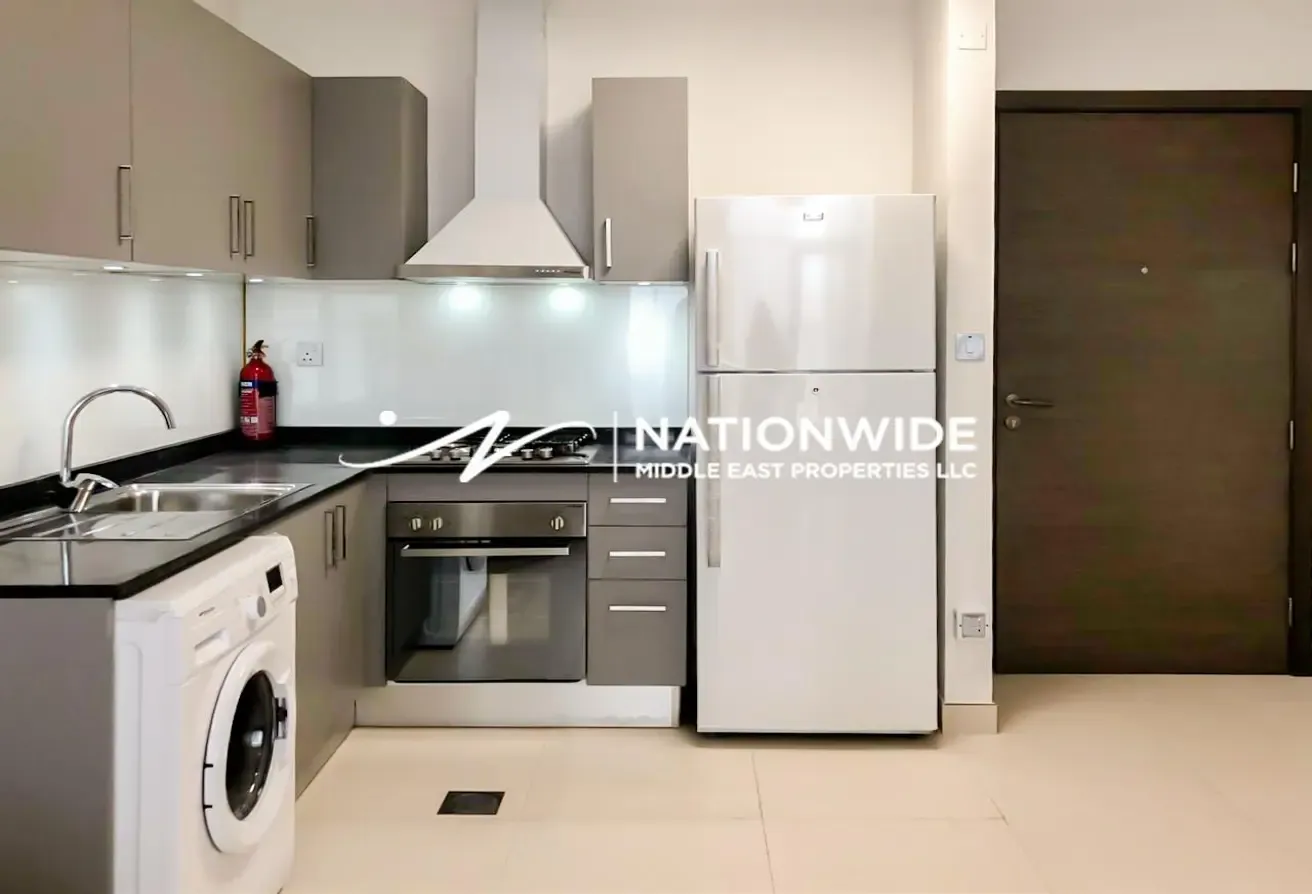 Near Metro | Spacious Unit | Fully Furnished