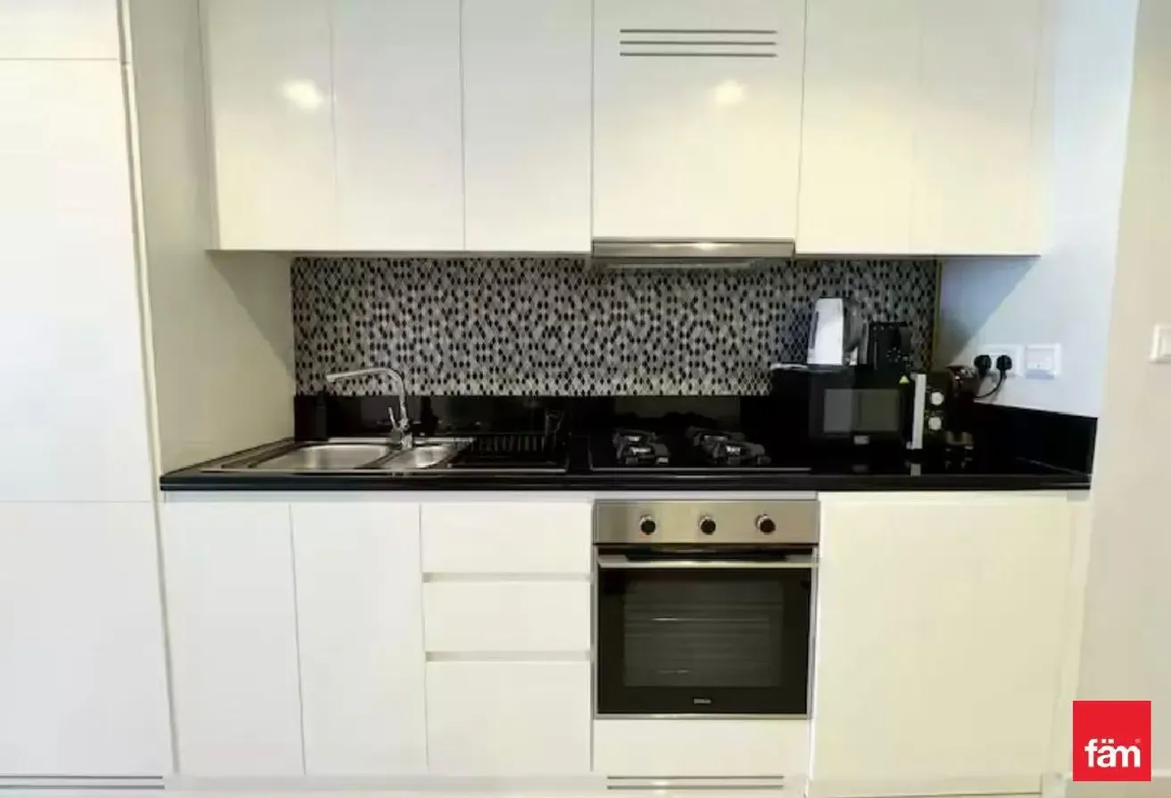 Mid floor | Furnished | Investment deal
