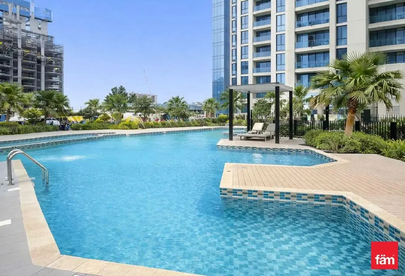 Mid floor | Furnished | Investment deal