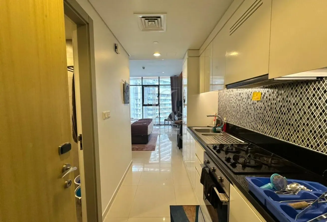 Elegant Fully Furnished Studio Hotel Apartment