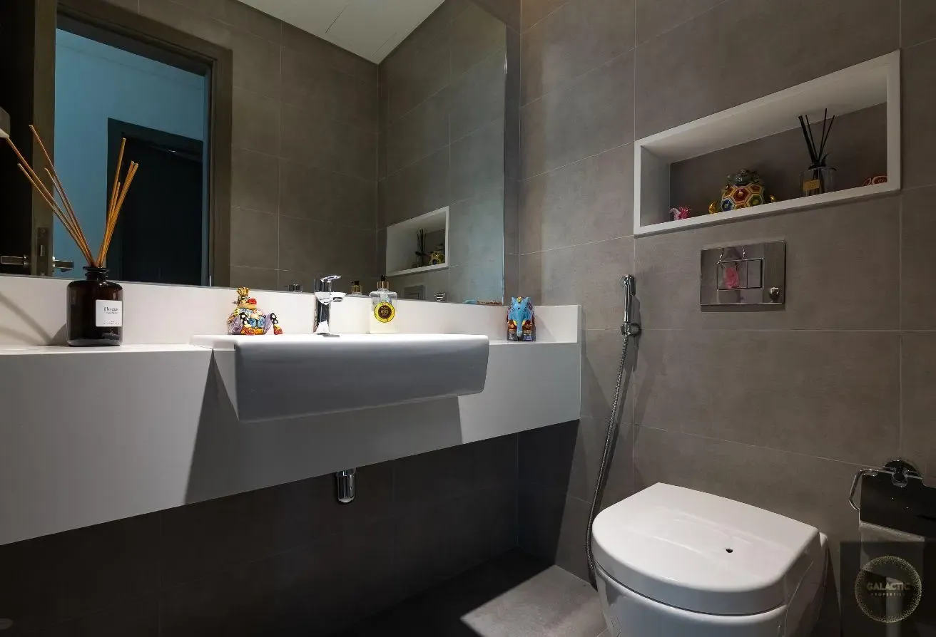 Rare Corner Unit | Burj Khalifa & Lagoon Views