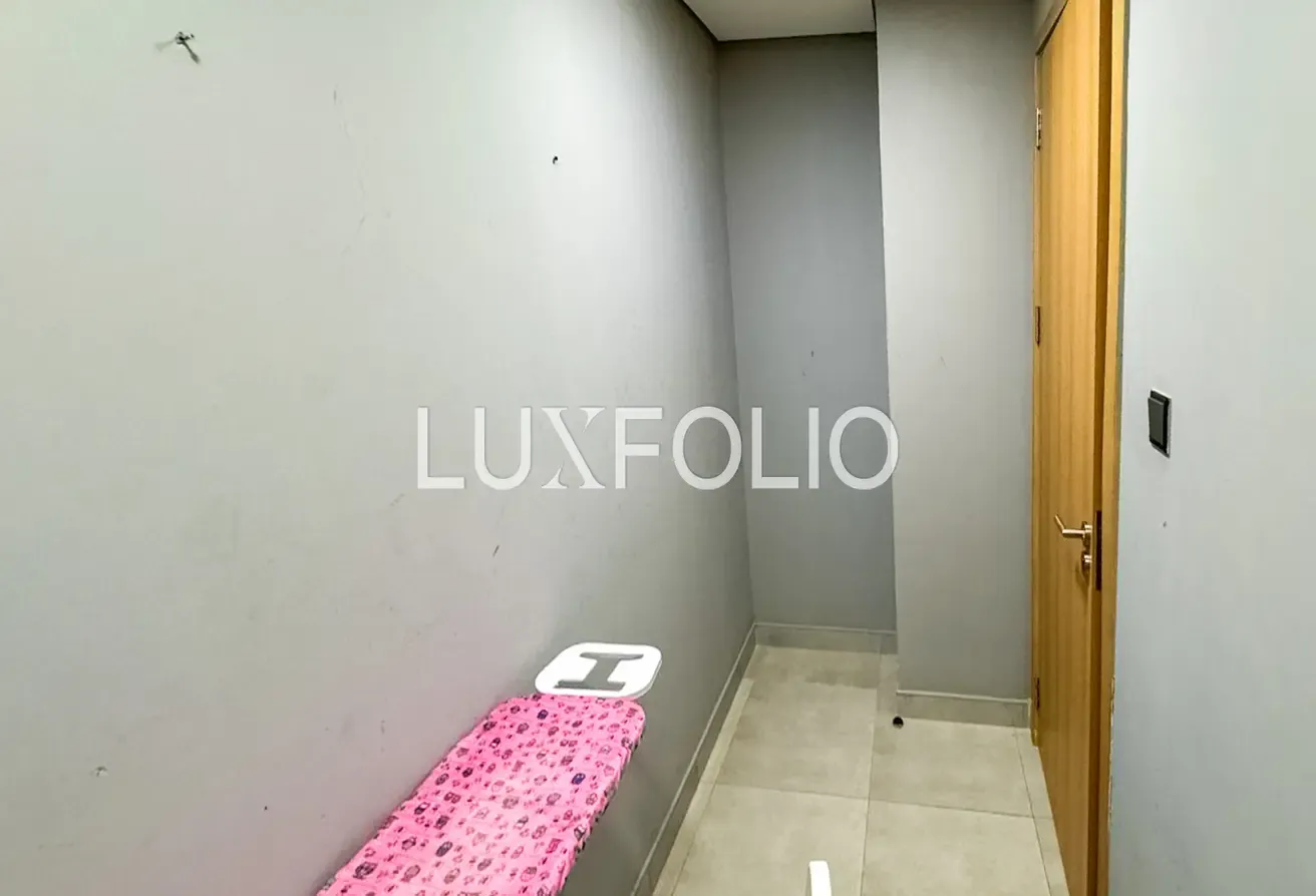 FULLY FURNISHED | POOL VIEW | VOT