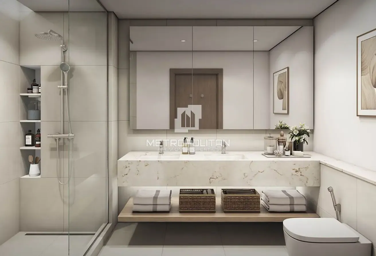 Boulevard View | Large Layout | Mid Floor
