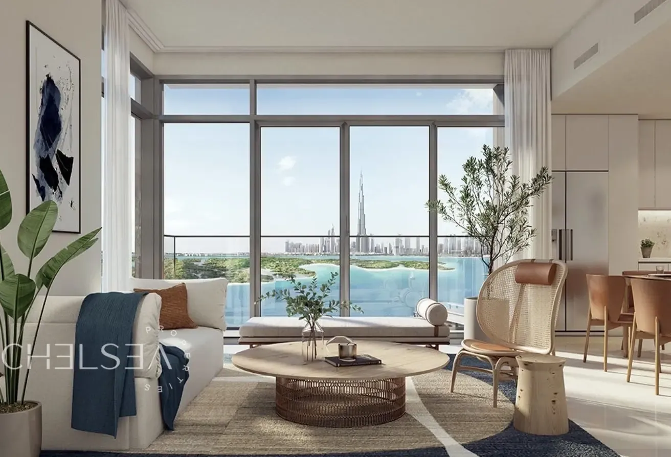 WATERFRONT LIVING | PRIME LOCATION | LOW RISE BLDG