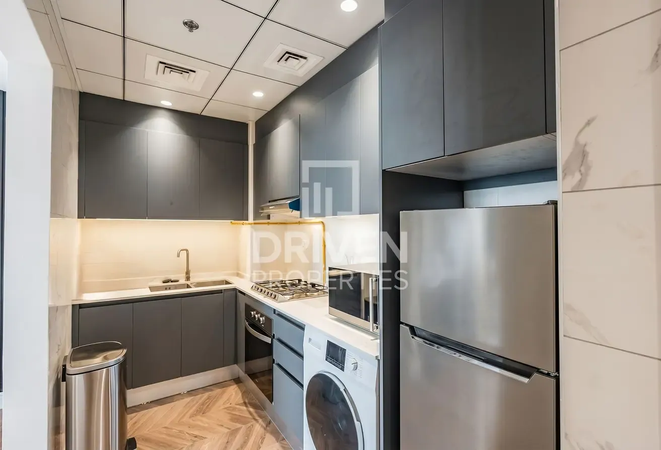 Fully Upgraded | High floor | Community View