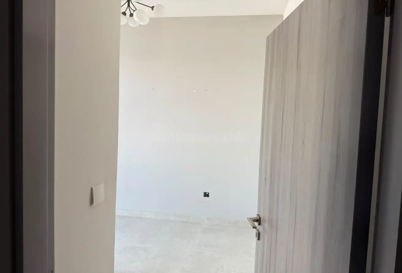 2 BEDROOM V TOWER - DUBAI LAND