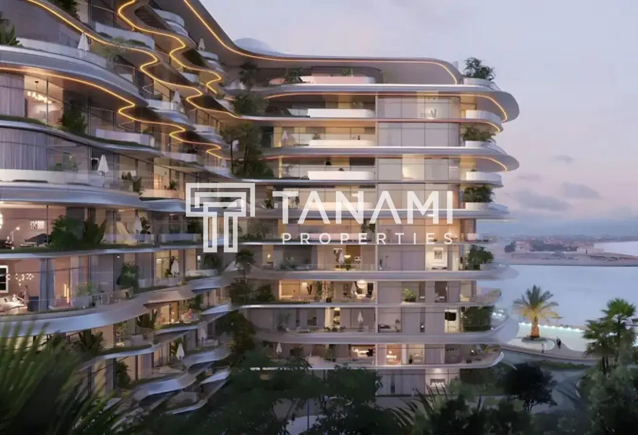 Luxury Living | Prime Location | Beachfront