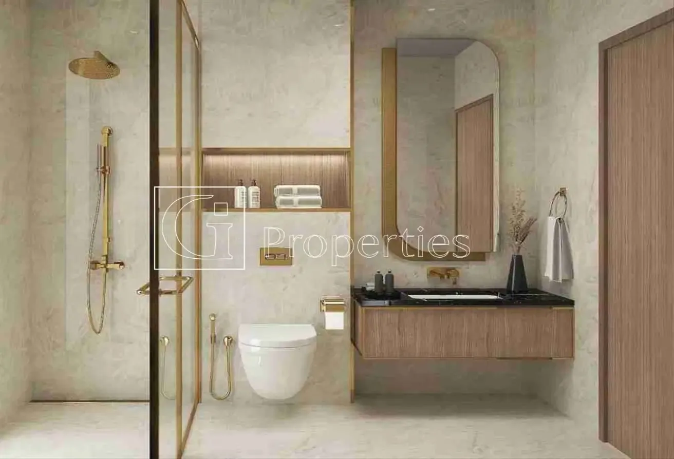 5BR Townhouse | Below OP | Prime Location