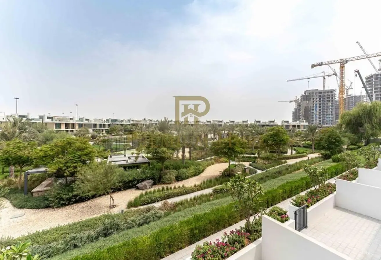 2 Bedrooms | Full Park View | Rented
