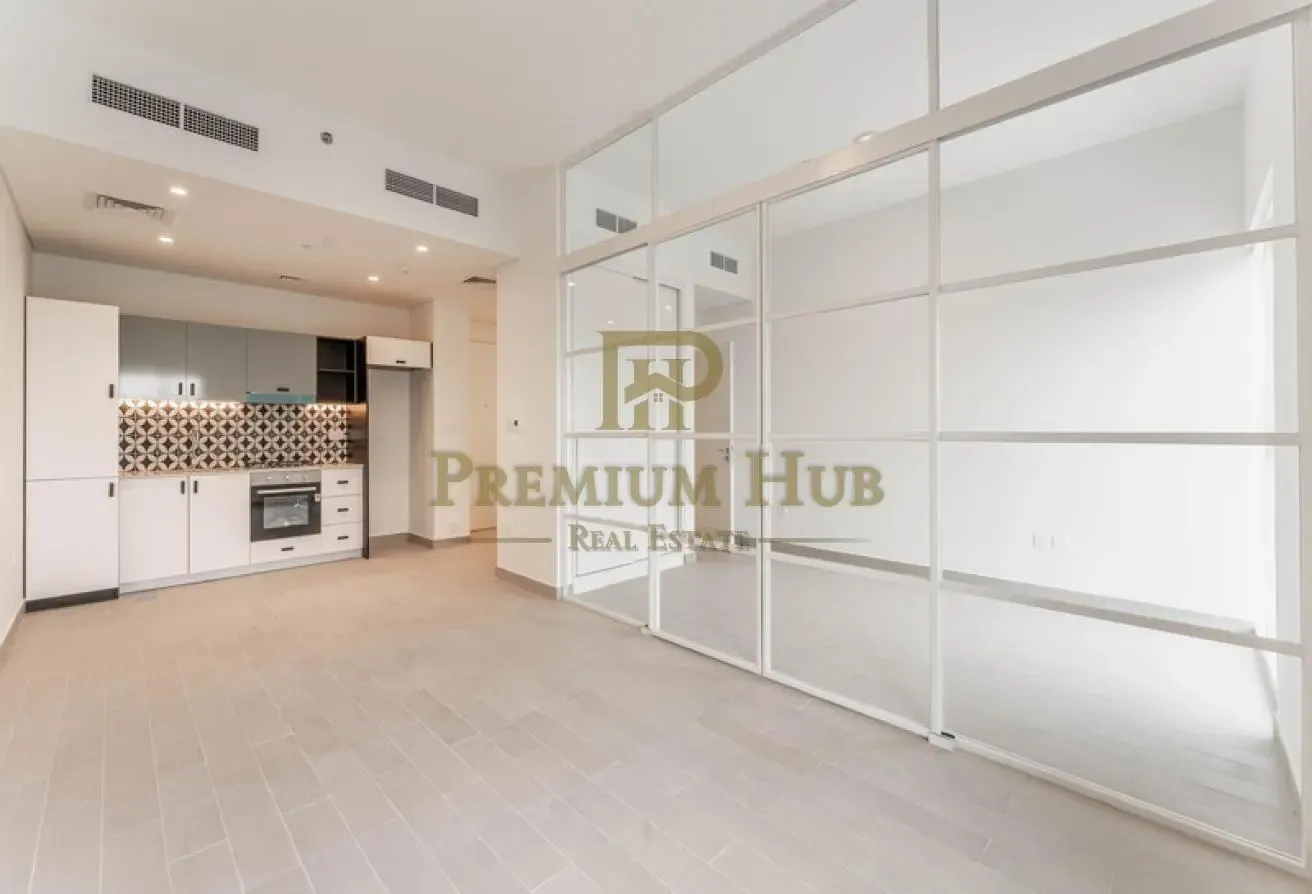 2 Bedrooms | Full Park View | Rented