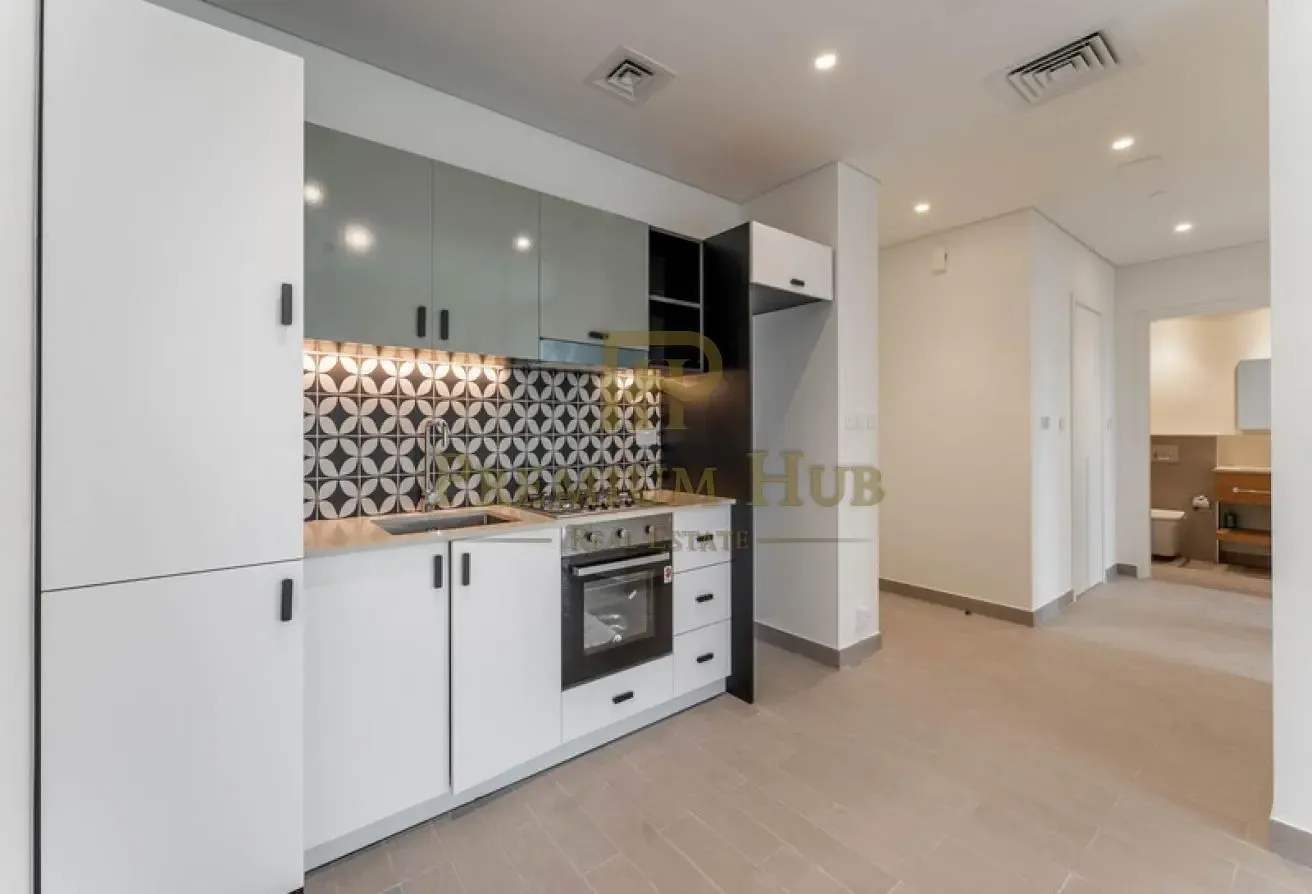 2 Bedrooms | Full Park View | Rented