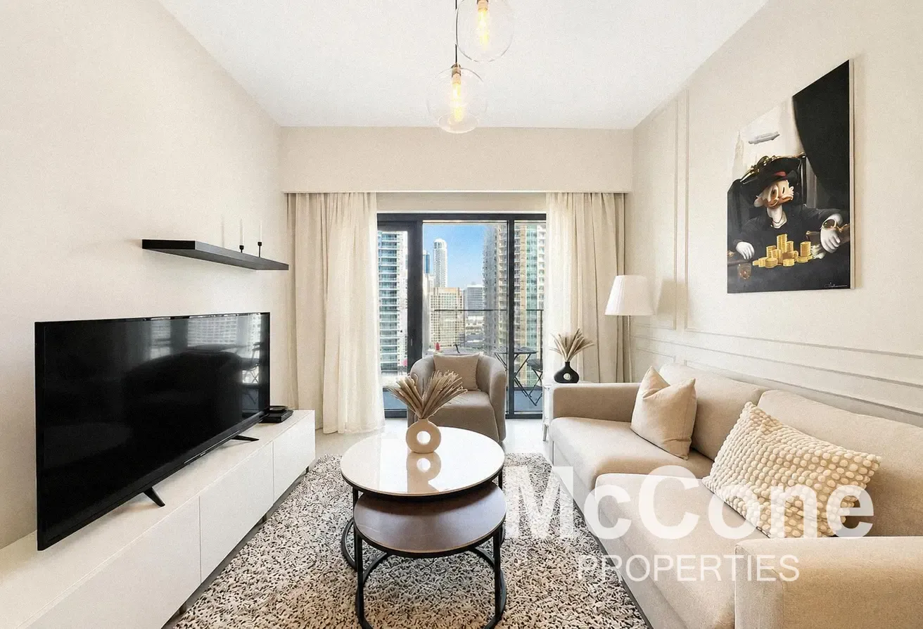 VOT | Upgraded and Furnished | Mid Floor