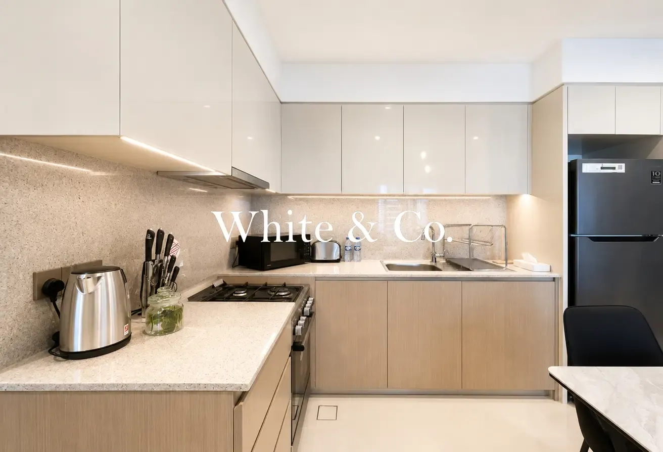 Fully Furnished | Mid Floor | Canal View