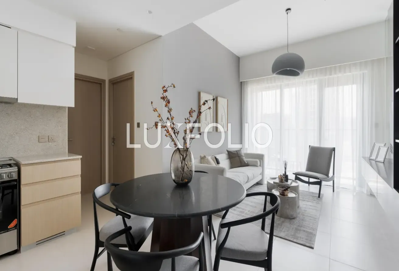 Fully Furnished | Large Balcony | VOT