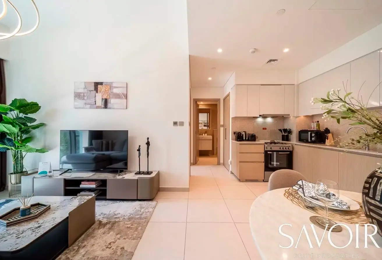 Furnished | Vacant | Facing the Garden
