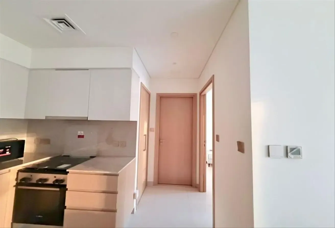 Luxury Furnished 1BR Apt | Vacant  | High ROI