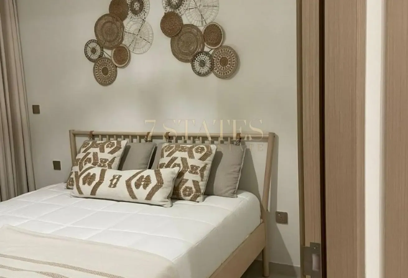 FURNISHED | HIGH FLOOR | WELL MAINTAINED