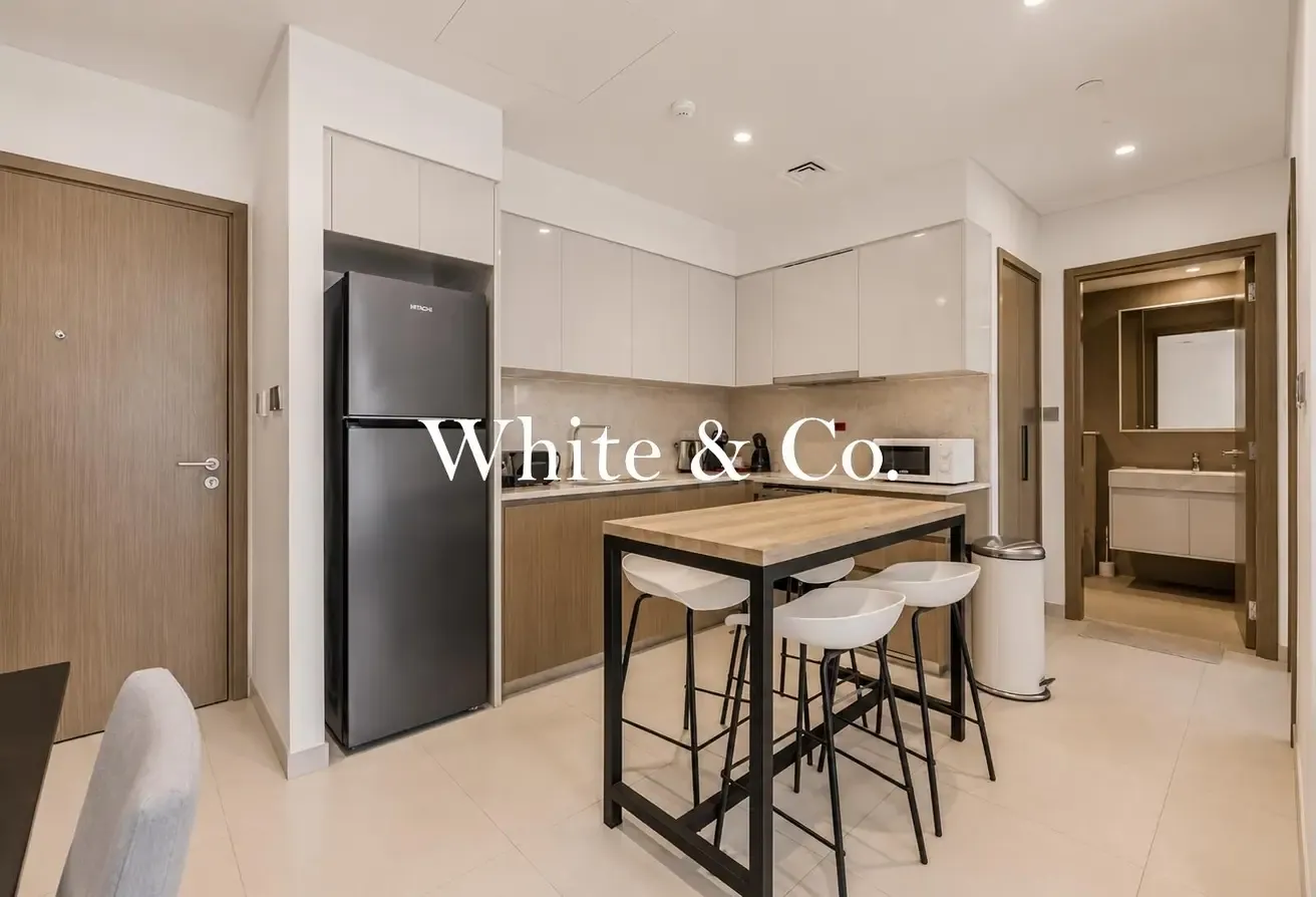 Vacant 1 Bed | Furnished  | Investor Deal