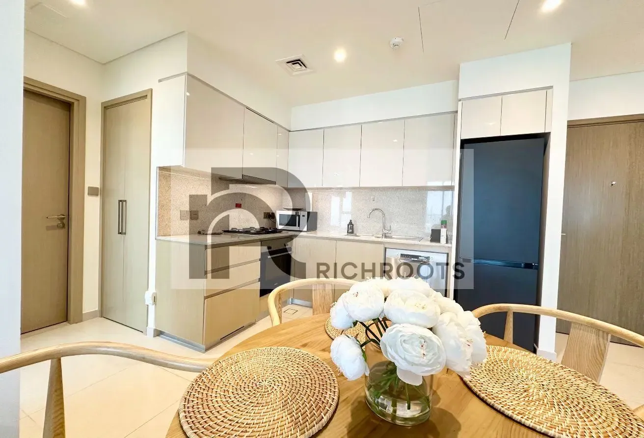 SLEEK AND MODERN | ELEGANTLY FURNISHED | HIGHFLOOR
