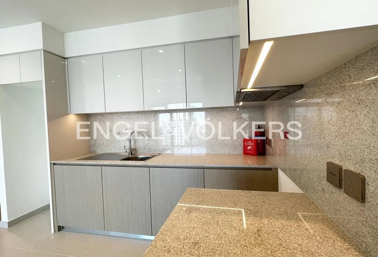 High Floor | Fully Furnished | Vacant on Transfer