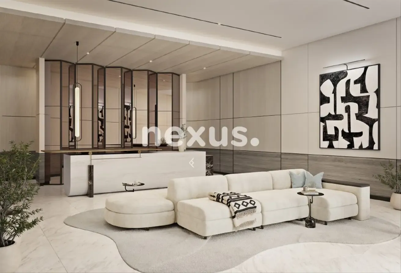 Canal View | Large Layout | Luxury Living