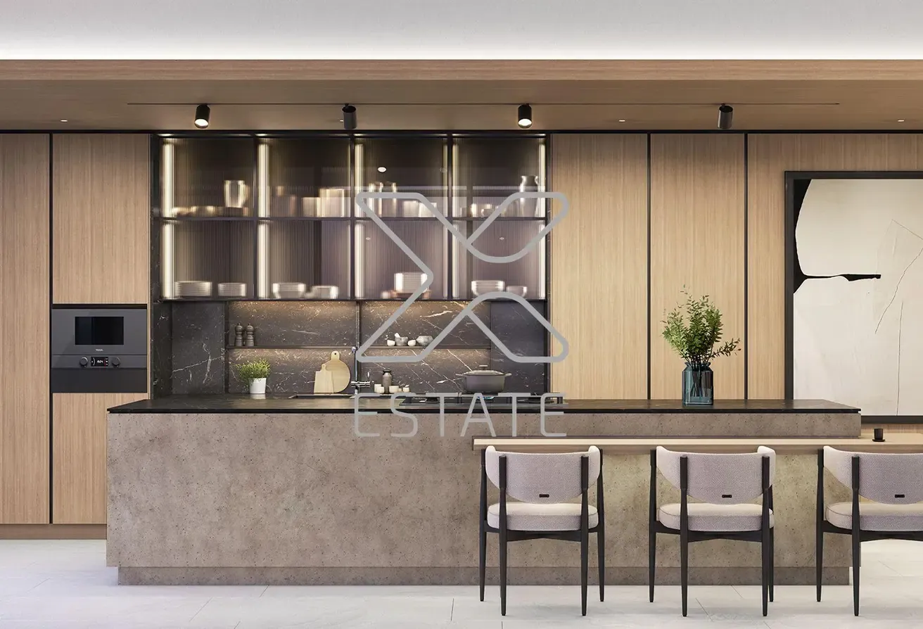Luxury Duplex Apt | Private Pool | Canal Living |
