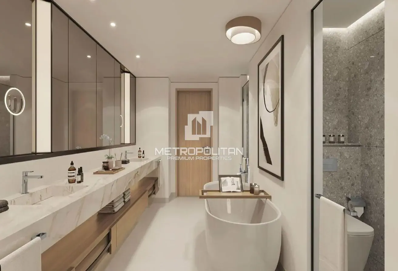 Investor Deal | Large Studio | High Floor