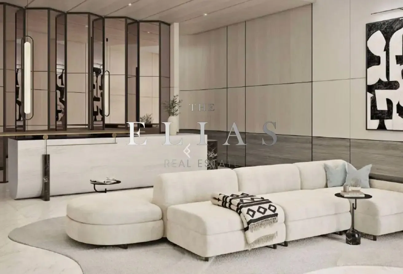 Elegant Apartment with Stunning Dubai Skyline View