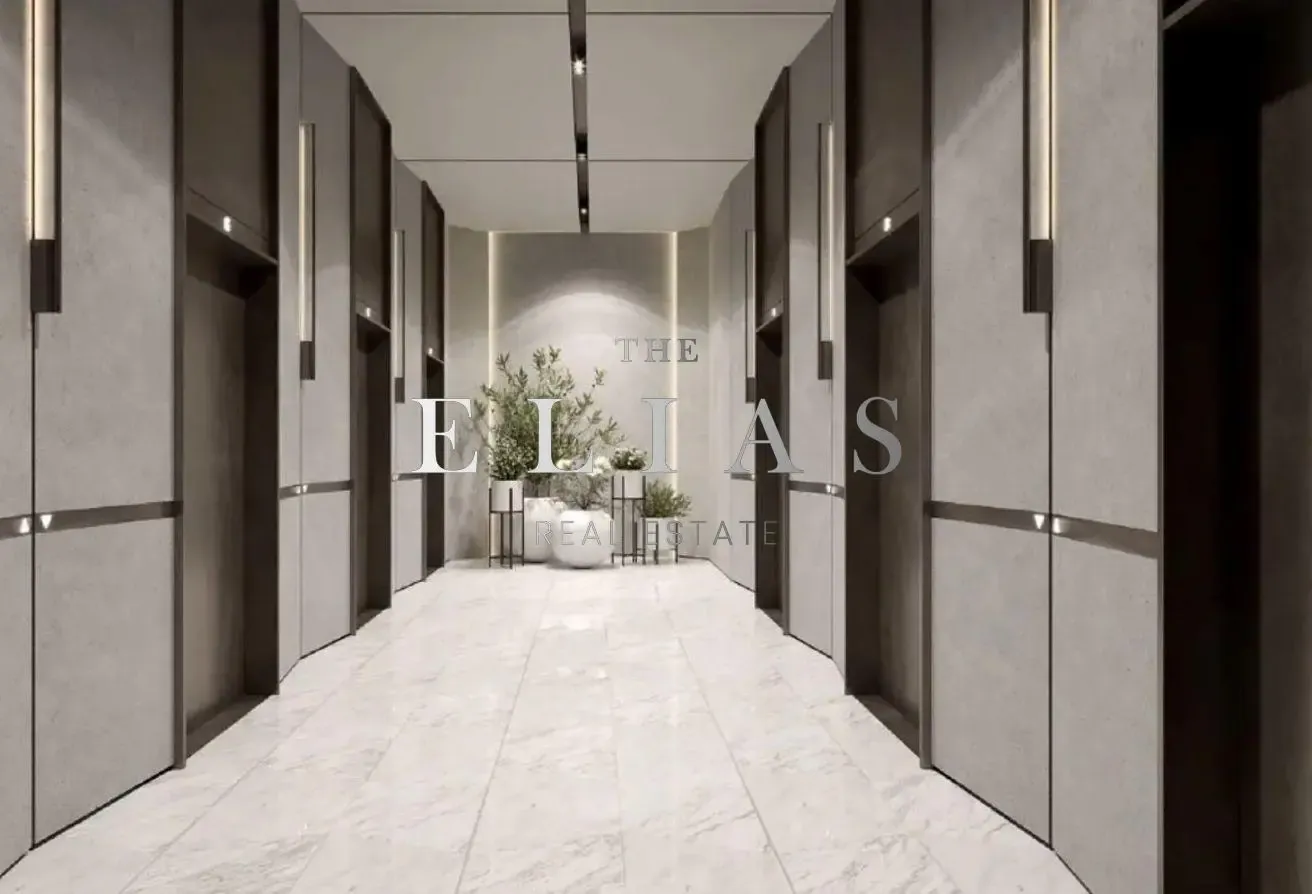Elegant Apartment with Stunning Dubai Skyline View