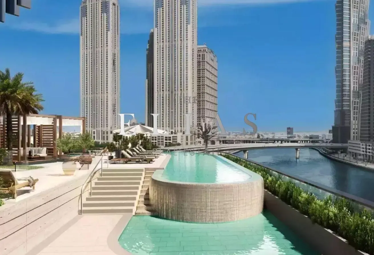 Elegant Apartment with Stunning Dubai Skyline View