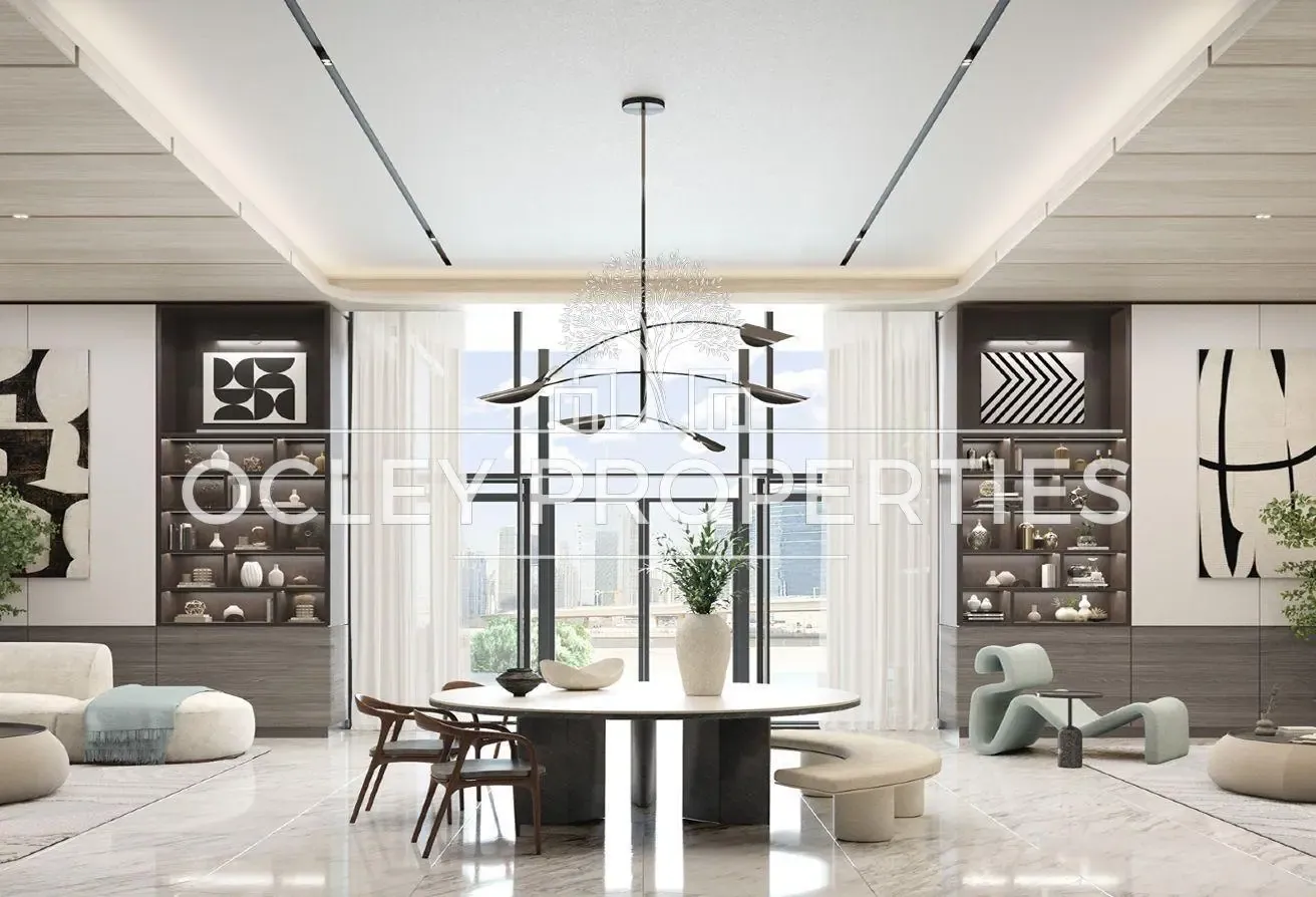 Canal Views | Prime Location | Luxury Living